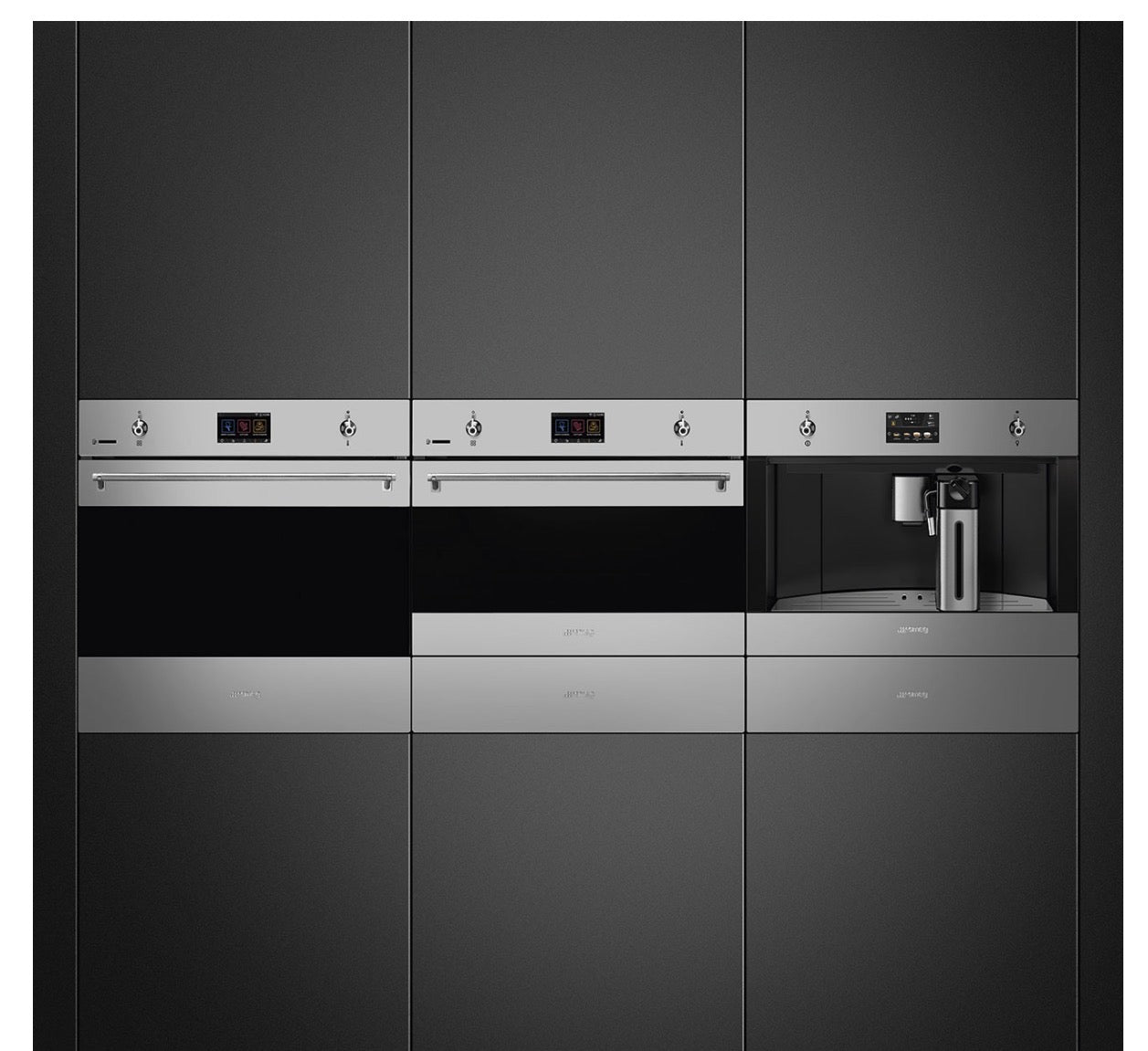 Smeg inbouw koffiemachine geïntegreerd in keuken